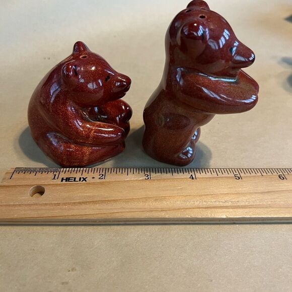 Vintage Rosemeade Dakota Pottery Bear Shaped Salt $Pepper Shakers - 1941-1960s - Picture 2 of 6